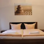 Berl 게스트하우스 3*